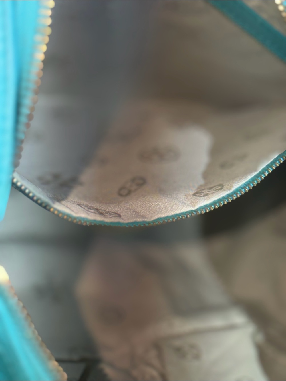 Tory Burch Turquoise 2 way bag and matching wallet! NWOT - Picture 10 of 16
